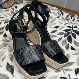 DKNY Calima Ankle Strap Espadrille Wedge Sandals NWOB